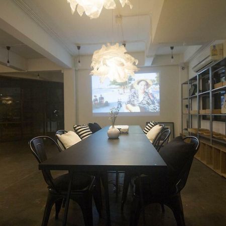 Grey Sheep Hostel Bangkok Dış mekan fotoğraf