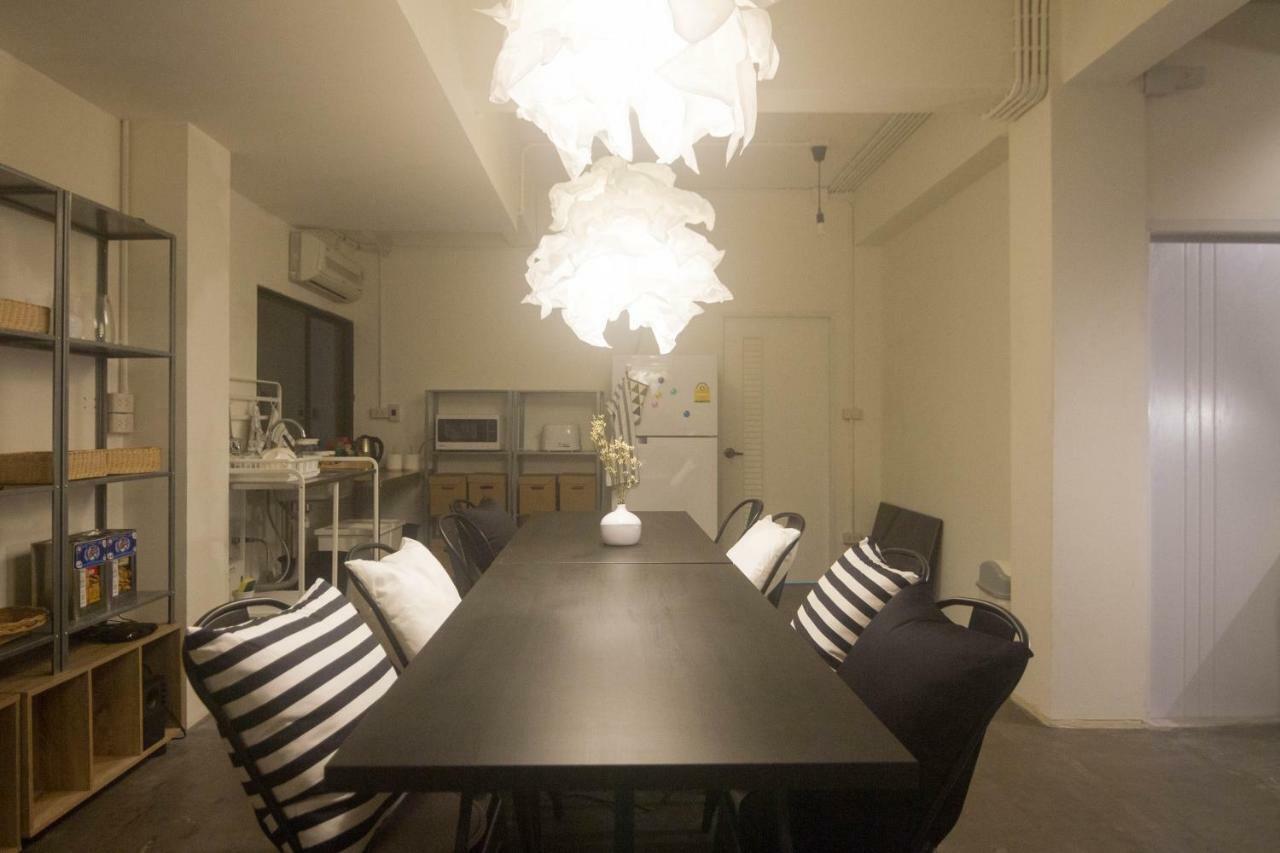 Grey Sheep Hostel Bangkok Dış mekan fotoğraf