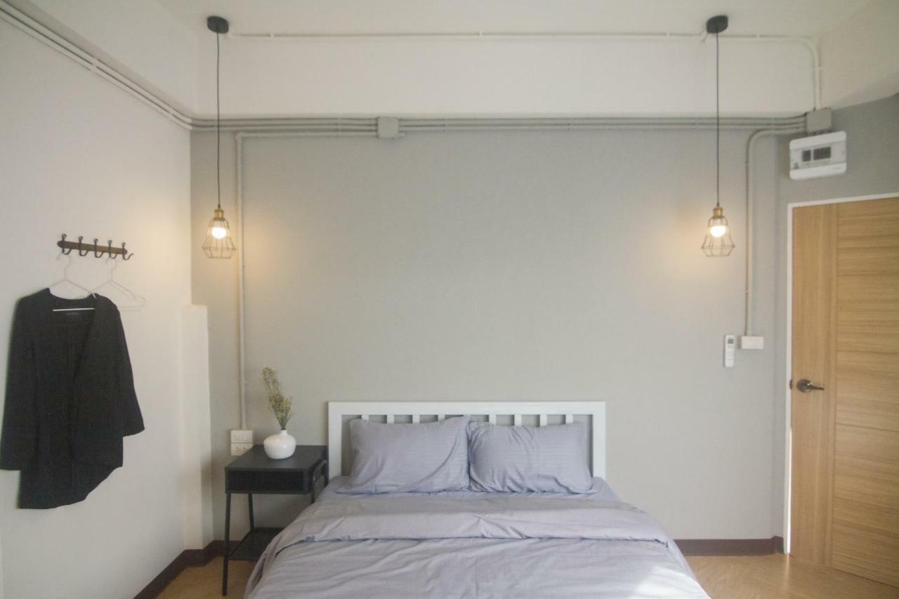 Grey Sheep Hostel Bangkok Dış mekan fotoğraf